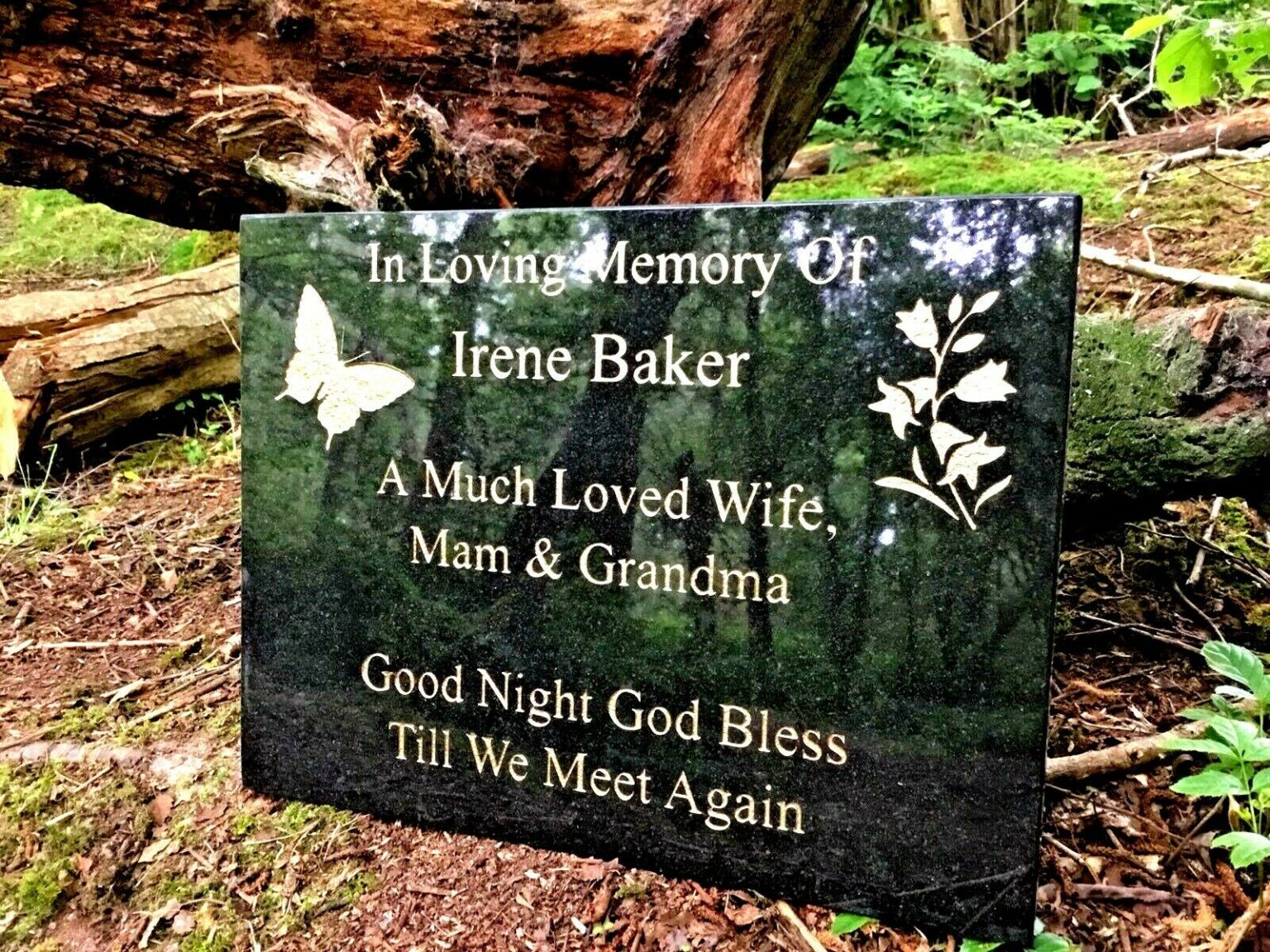 We Deliver Affordable, Beautiful Granite Headstones Auckland & NZ Wide