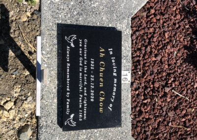 Plaque headstones: Customizable memorial plaques for honoring loved ones